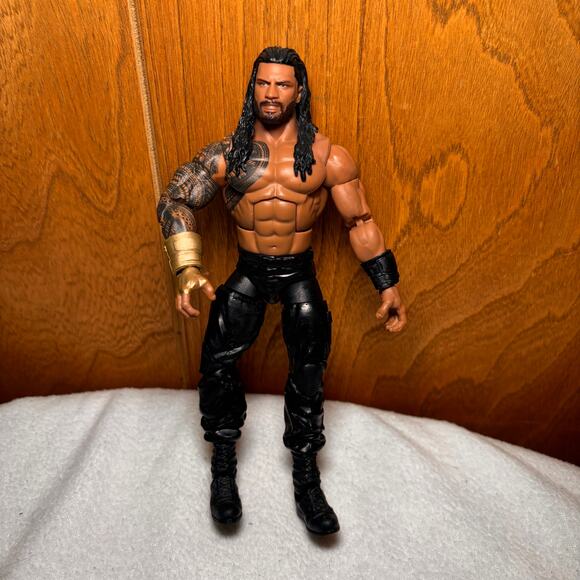 WWE Roman Reigns Elite Series 88 Figure Mattel Tribal Chief Head Of The Table 8" - Picture 1 of 4